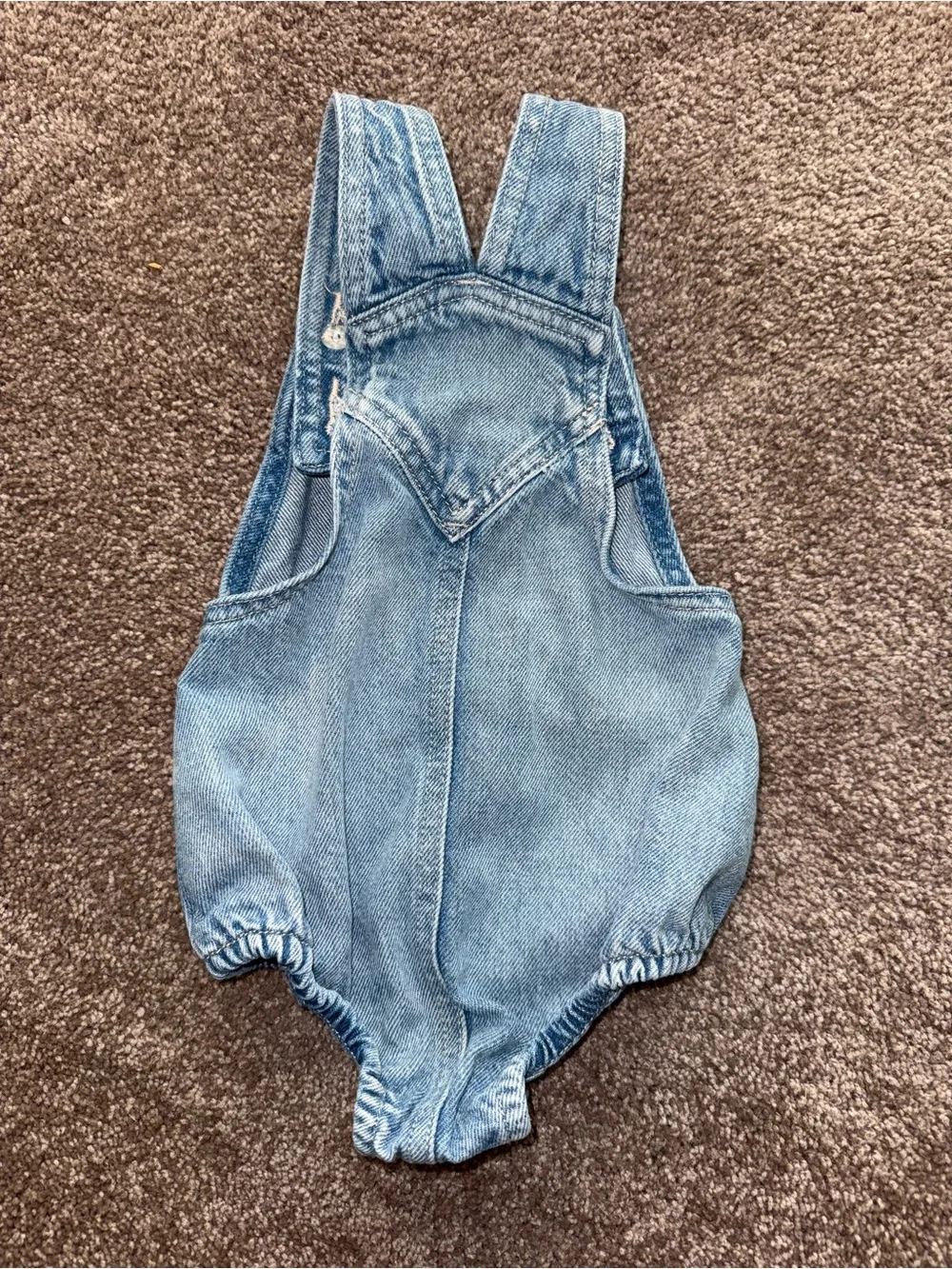 OLD NAVY denim heart kids overalls sz 12/18 months ✨